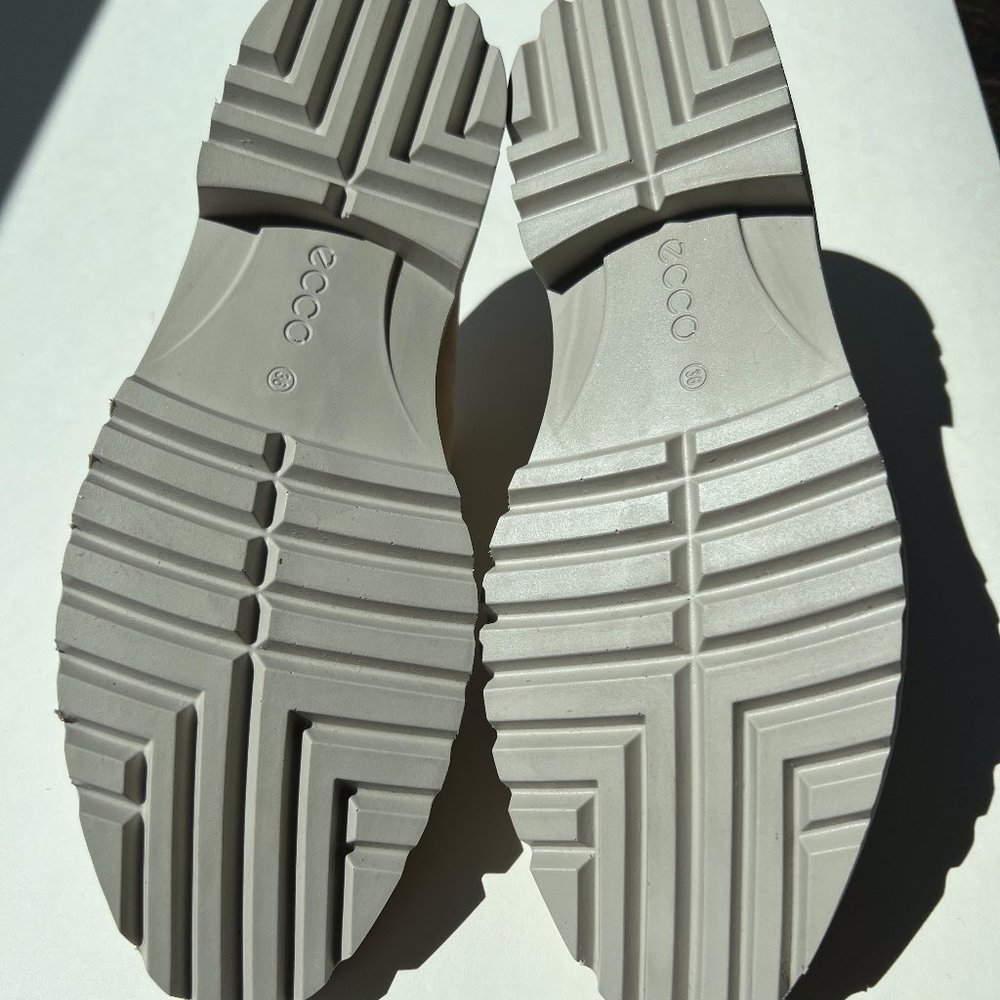 ECCO Modern Tailored Mule | Beige | size EUR 36 (US 5-5.5) - Picture 6 of 8